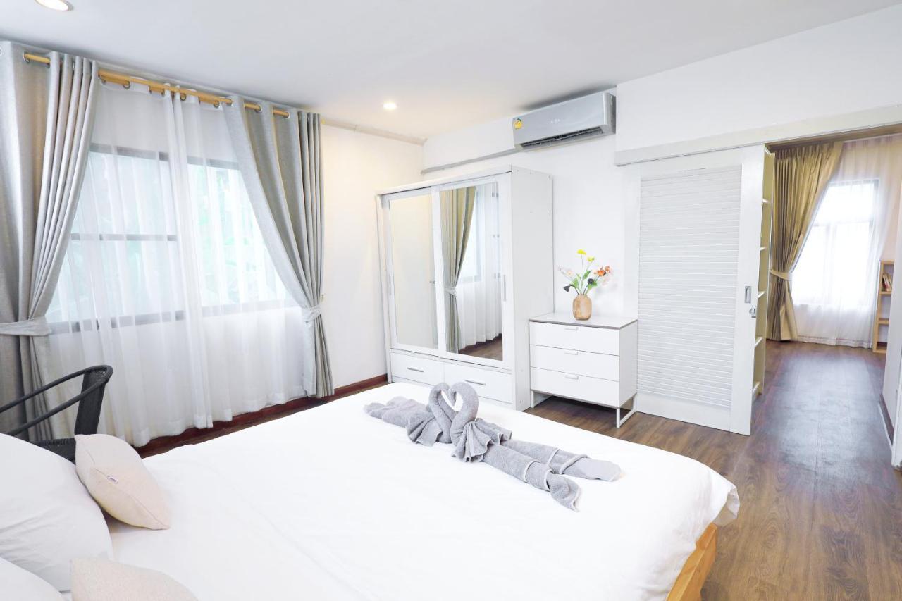 Ratchada Retreat Boutique Villa 1 กรุงเทพมหานคร ภายนอก รูปภาพ